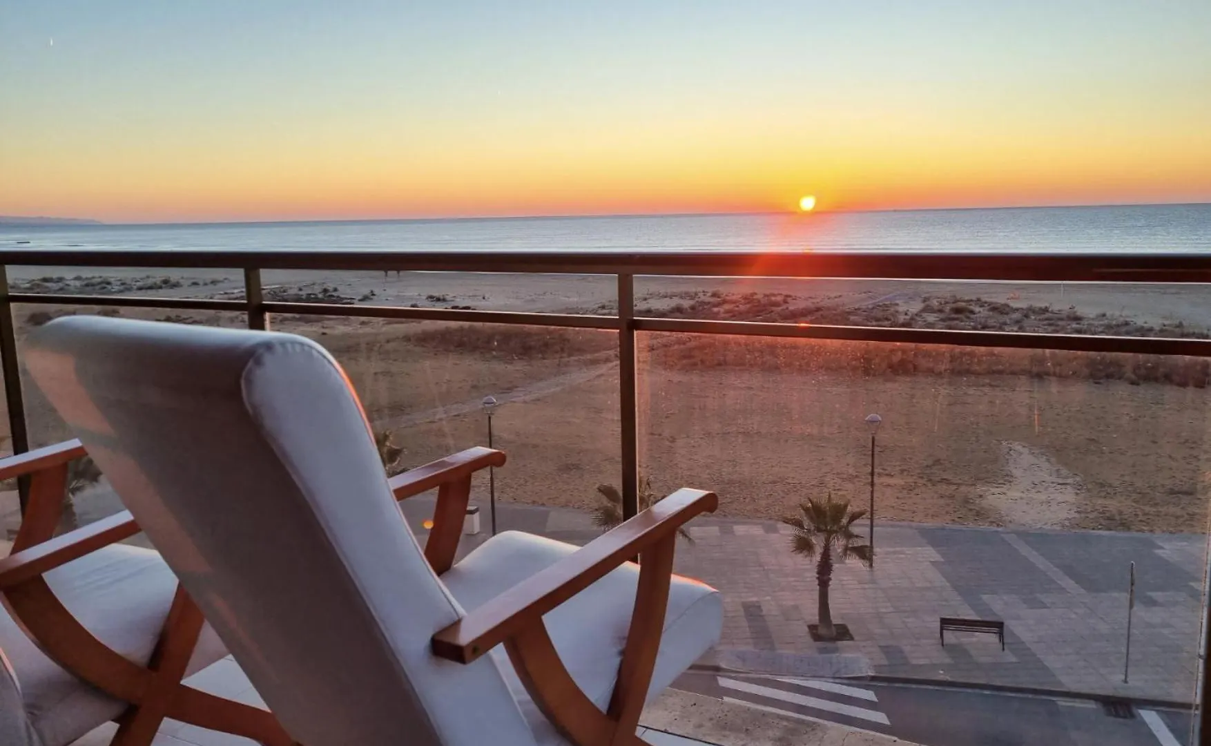 Duplex En Primera Linea De Playa Torredembarra 0*,