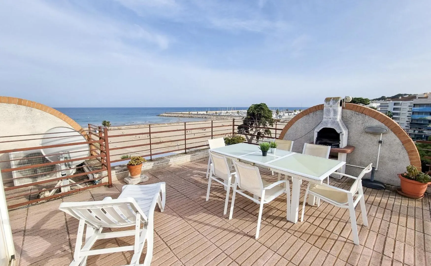 Duplex En Primera Linea De Playa Torredembarra